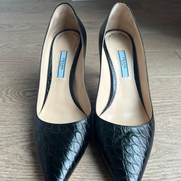 Prada heels size 7 1/2 - Picture 5 of 5